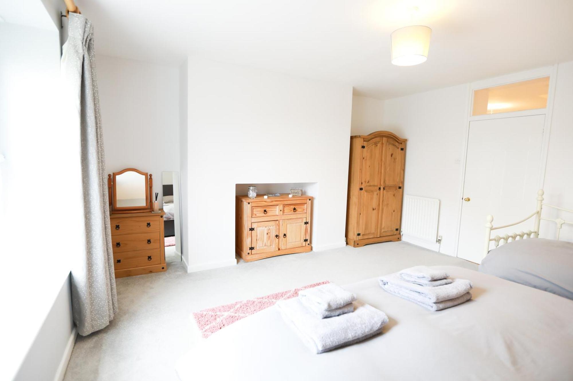 Ferienwohnung Woodside Ash Hot Tub & Pool Bideford Exterior foto