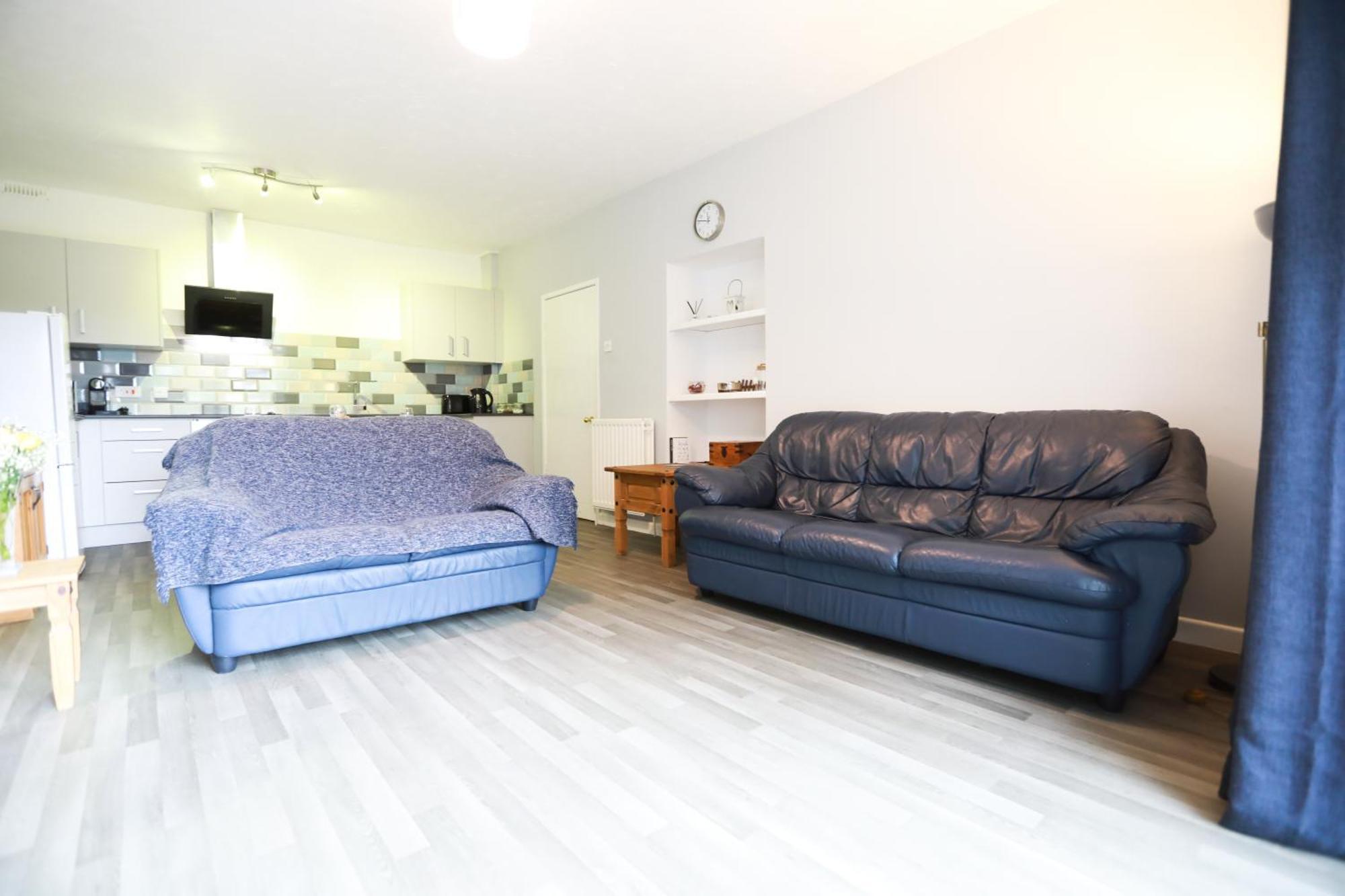 Ferienwohnung Woodside Ash Hot Tub & Pool Bideford Exterior foto